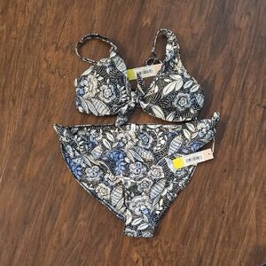 Summersalt Black and Blue Floral Bikini Top 4